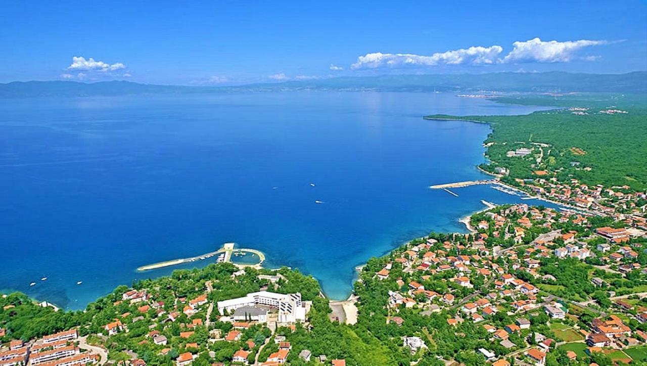 Blue Sky Residence Malinska Exteriér fotografie